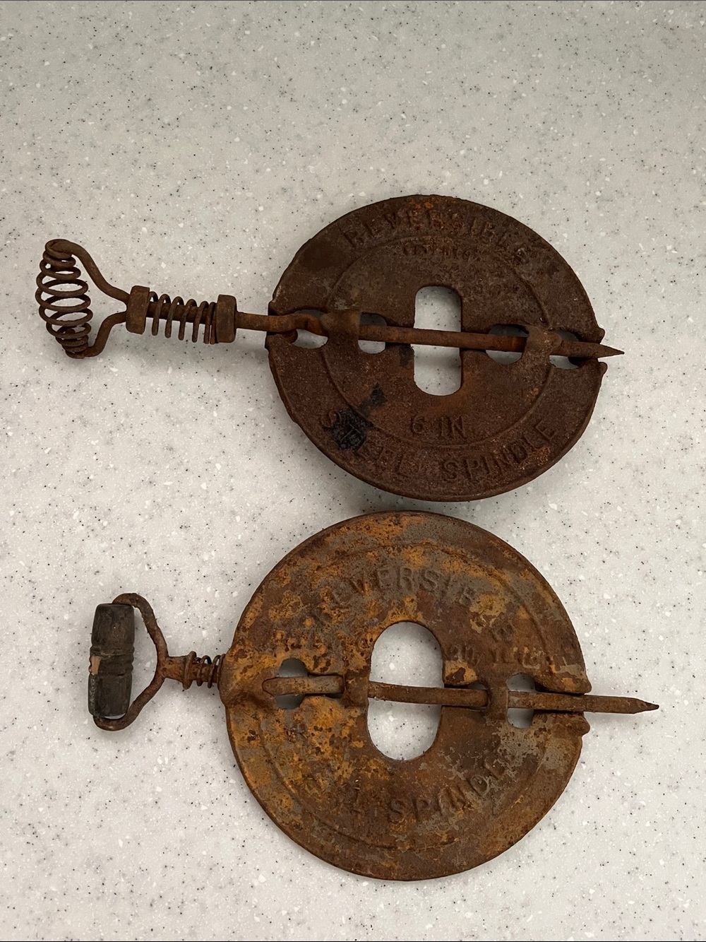 X2 Vtg Griswold 6” New American Stove Pipe Cast Iron Spindle Flue Dampers RUSTY